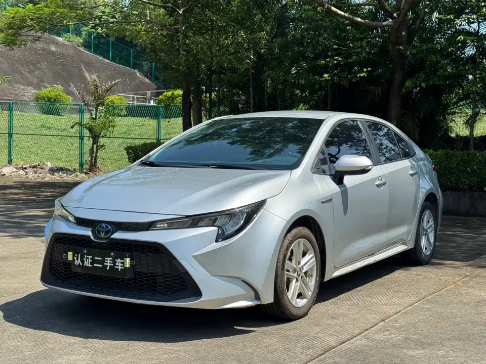 Toyota Levin Dual Hybrid 1.8H E-CVT Leading Edition 2021