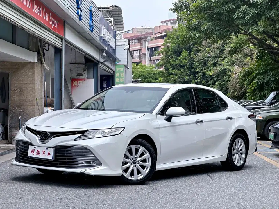 Toyota Camry Facelift 2.0G Luxury Edition 2020