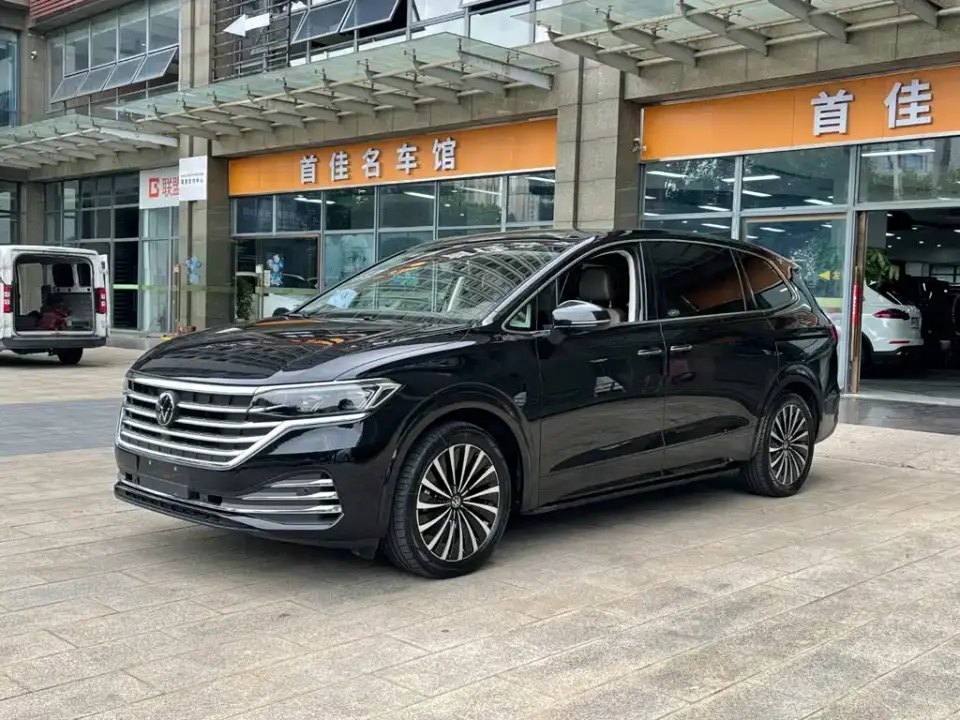 Volkswagen Viloran 380TSI Premium Edition 2025