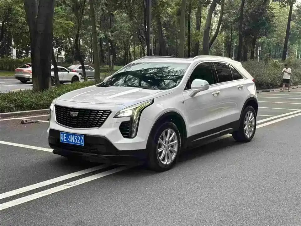 Cadillac XT4 Model 28T 2WD Technology 2019