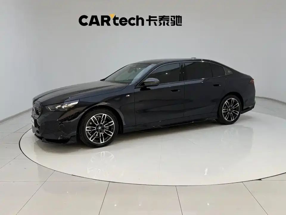 BMW 5 Series 525Li M Sport Package 2024