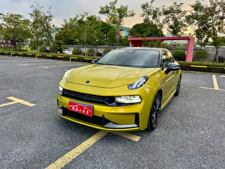 Lynk & Co 03 03+ 2.0TD Auto Wind Rider Edition 2021