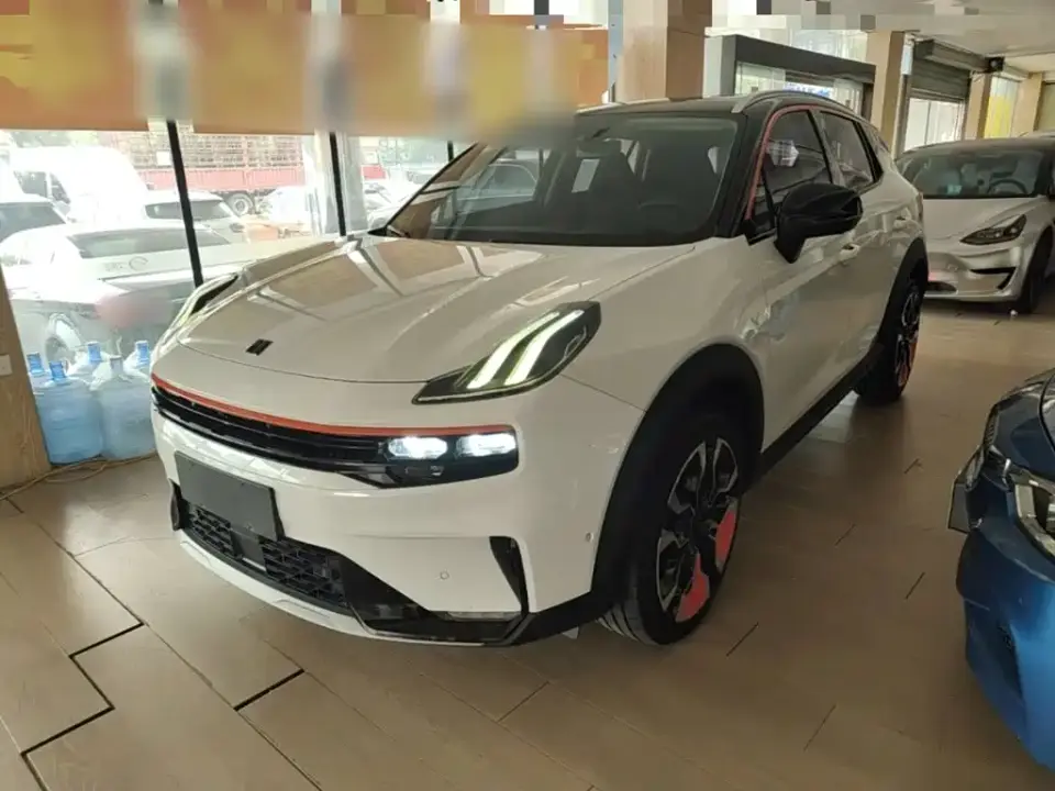 Lynk & Co 06 1.5T Halo 2021