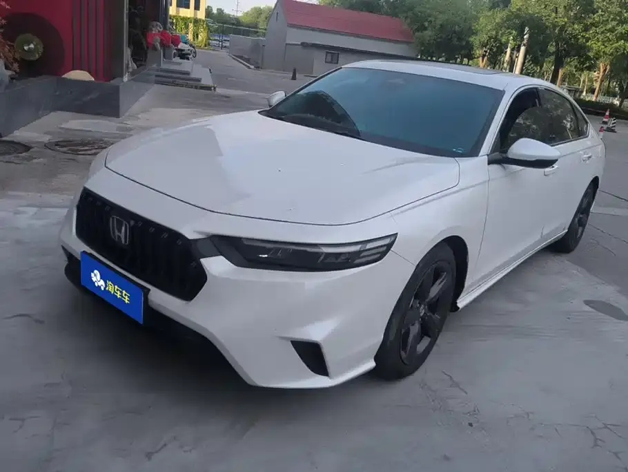 Honda Inspire 260TURBO Delicate Edition 2024