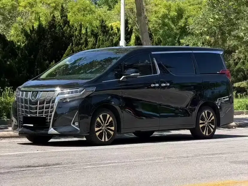Toyota Alphard 3.5L Premium 2022