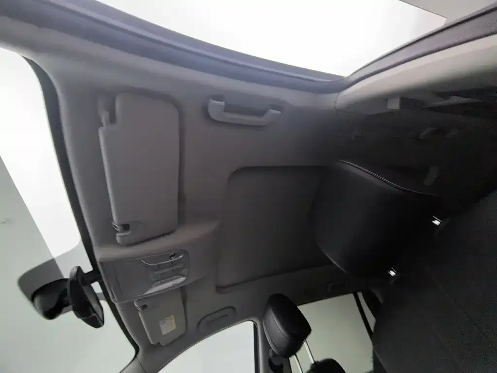GAC Trumpchi GS8 Model 390T FWD Luxury Smart Connect (7-seater) 2020 — фото 14