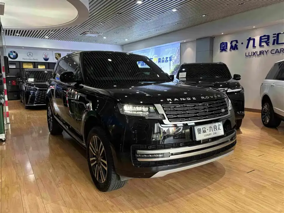 Land Rover Range Rover 3.0 L6 400PS Golden Age Extended 2024