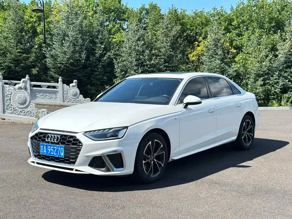Audi A4L 35 TFSI Fashion Dynamic 2022