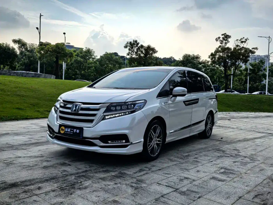 Honda Elysion 2.0L Hybrid Luxury Edition 2020