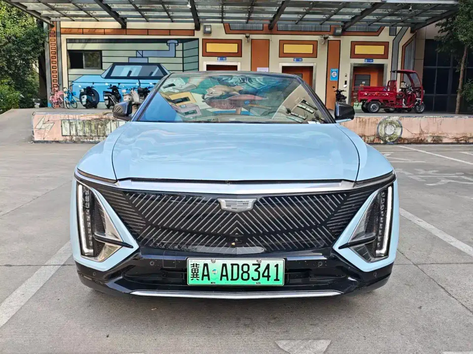 Cadillac IQ Rui Ge RWD Long Range Luxury Edition 2023