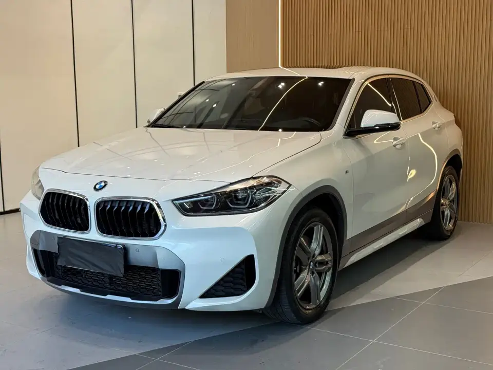 BMW X2 sDrive25i Leading M Sport Package 2021