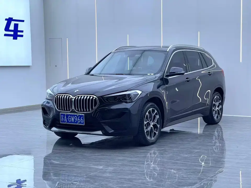 BMW X1 sDrive25Li Leading 2021