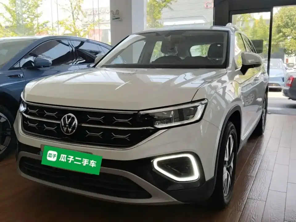 Volkswagen Tayron Shared Joy 300TSI 2026