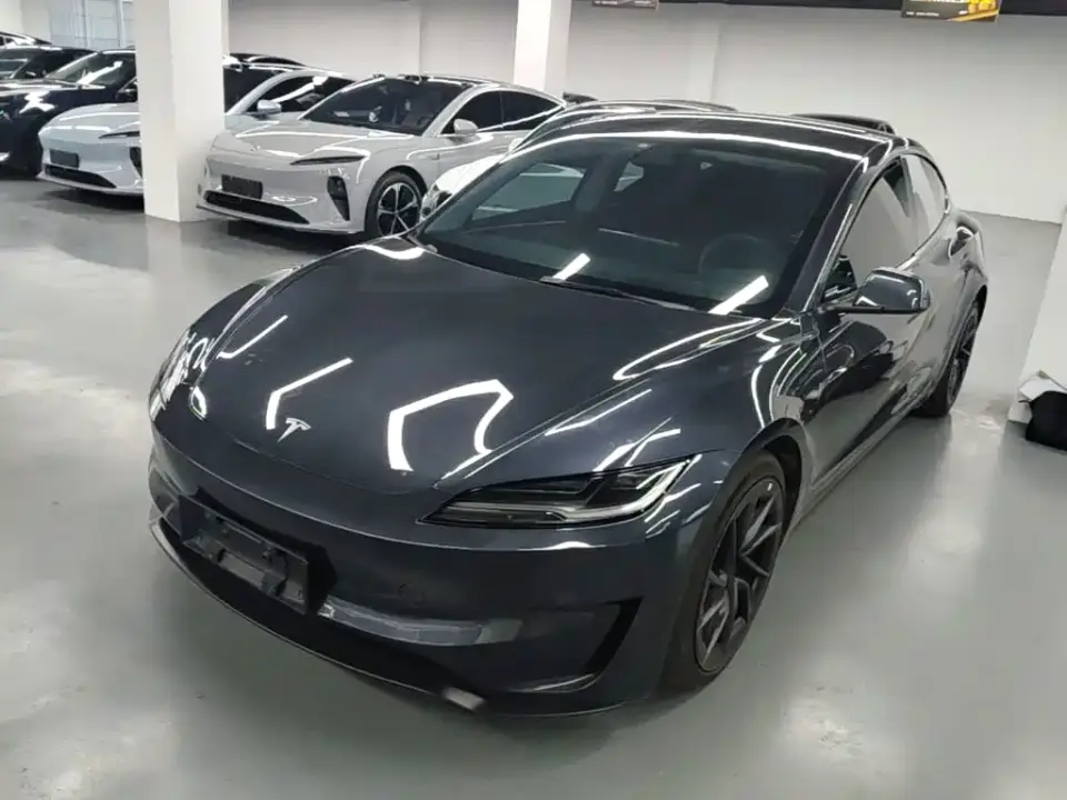 Tesla Model 3 High-Performance All-Wheel Drive Edition 2024