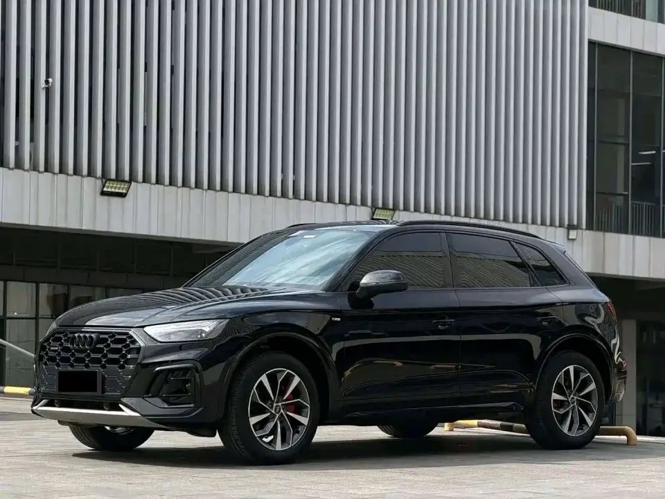 Audi Q5L Model 40 TFSI Luxury Dynamic 2023