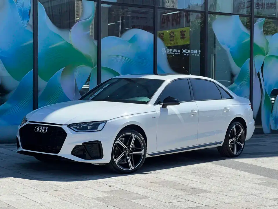 Audi A4L 40 TFSI Luxury Dynamic 2024