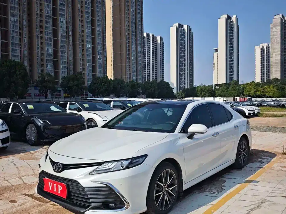 Toyota Camry 2.5G Luxury Edition 2022