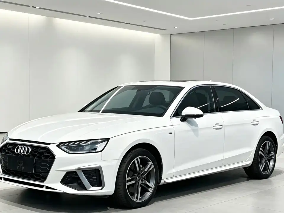 Audi A4L 40 TFSI Fashion Dynamic 2023