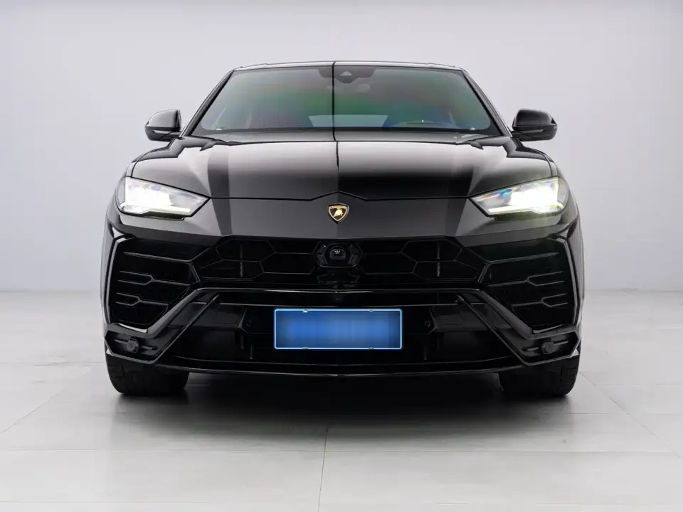 Lamborghini Urus 4.0T V8 2022