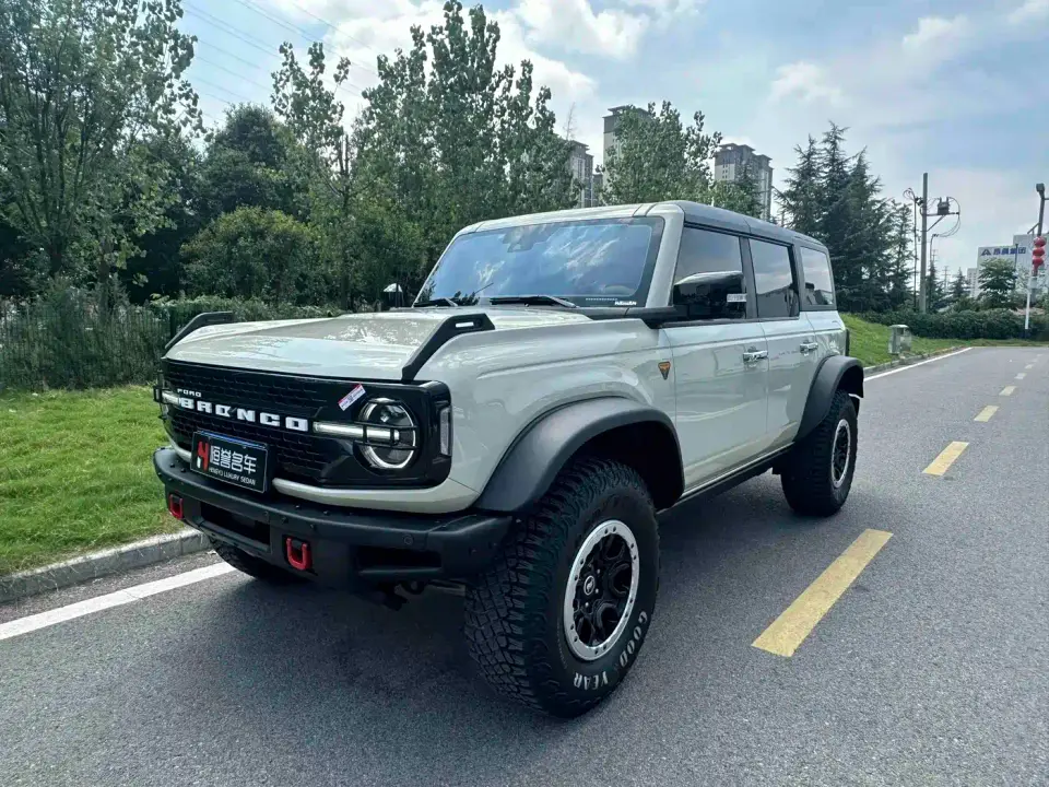 Ford Bronco 2.3T Badlands 2024