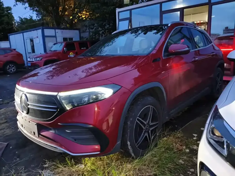 Mercedes-Benz EQA EQA 300 4MATIC Launch Special Edition 2022