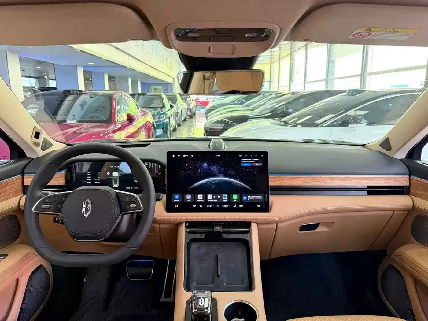 AITO Wenjie AITO M5 Extended Range AWD Smart Drive Edition 2023 — фото 5