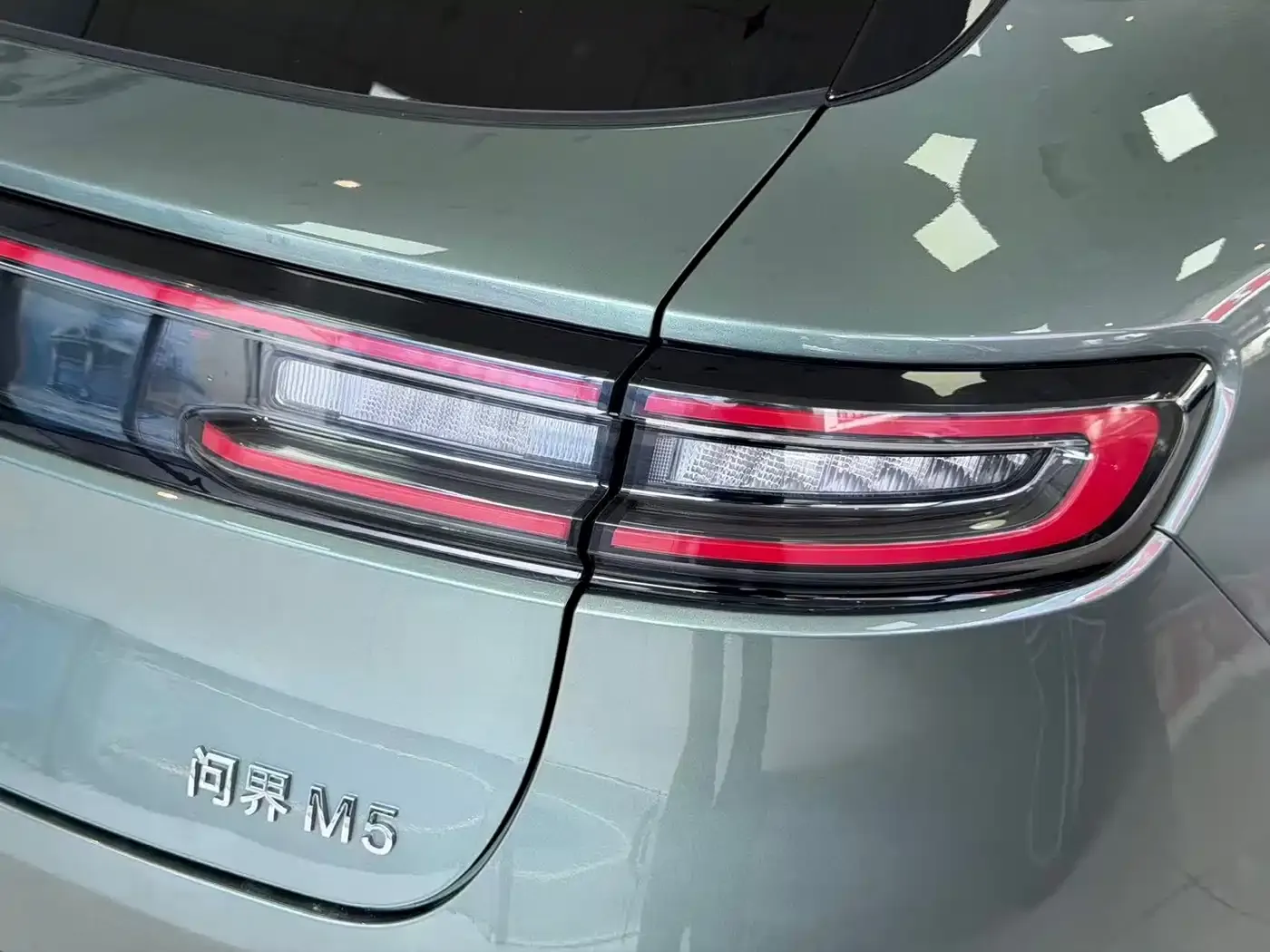 AITO Wenjie AITO M5 Extended Range AWD Smart Drive Edition 2023 — фото 14