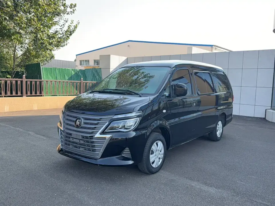 Dongfeng Fengxing Lingzhi M5L 1.6L Comfort 9-seater 2023