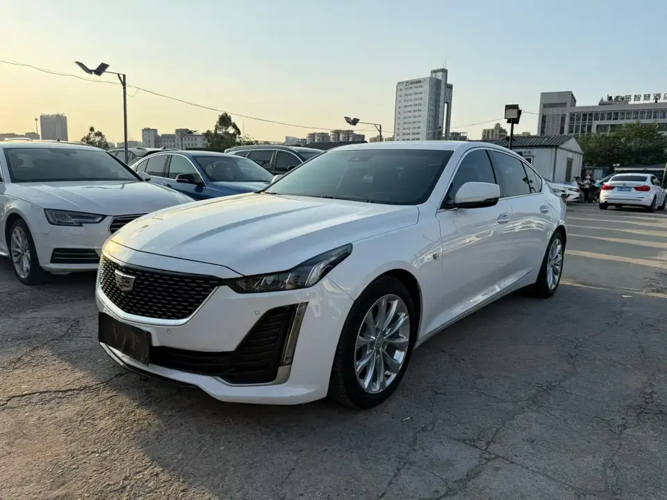 Cadillac CT5 28T Luxury 2021