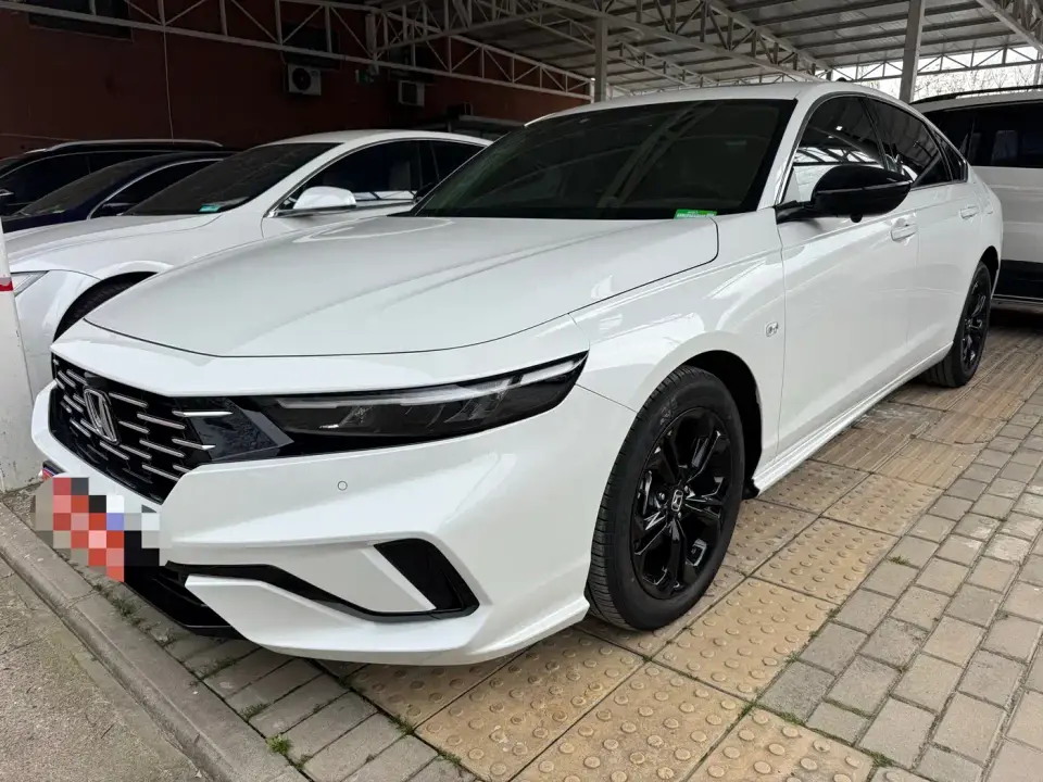 Honda Accord 260TURBO Luxury Edition 2025