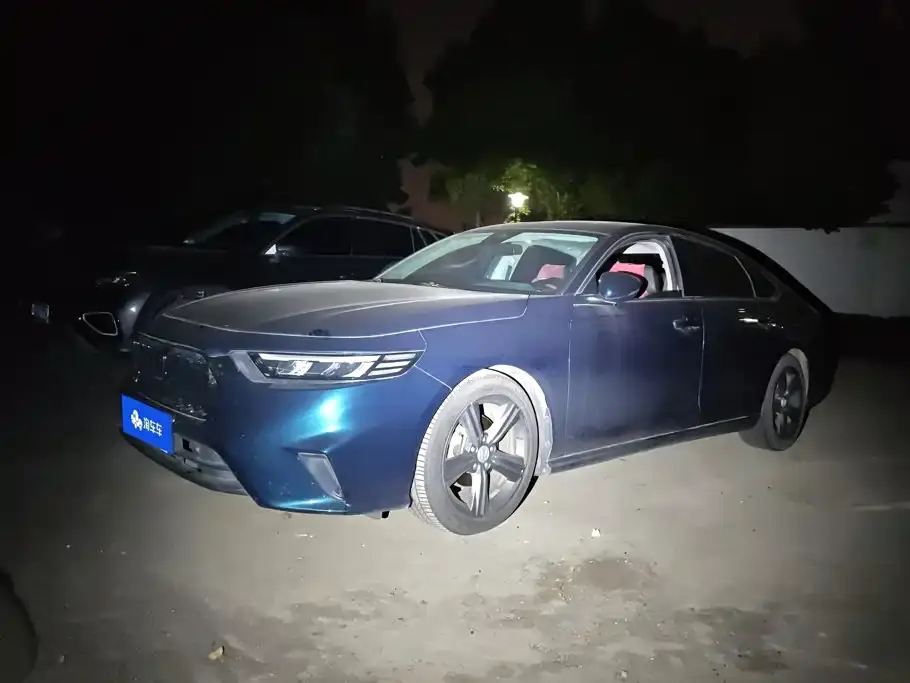 Honda Inspire 260TURBO Delicate Edition 2023