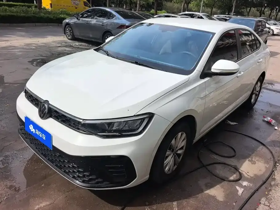 Volkswagen Lavida New Edge 1.5L Outstanding New Ease 2025