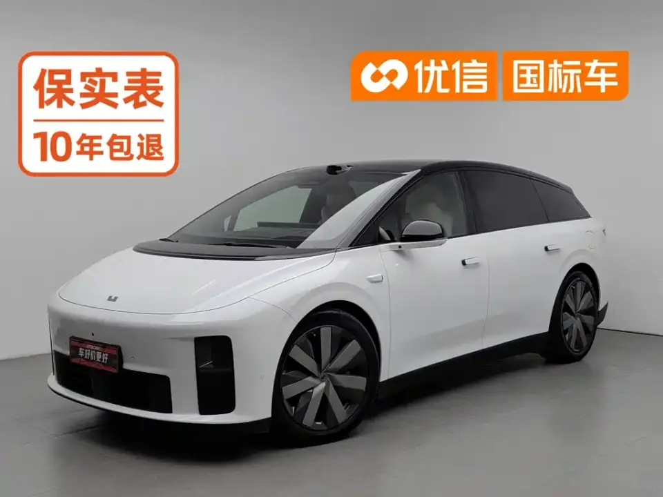 Li Auto i6 4WD Base Model 2026