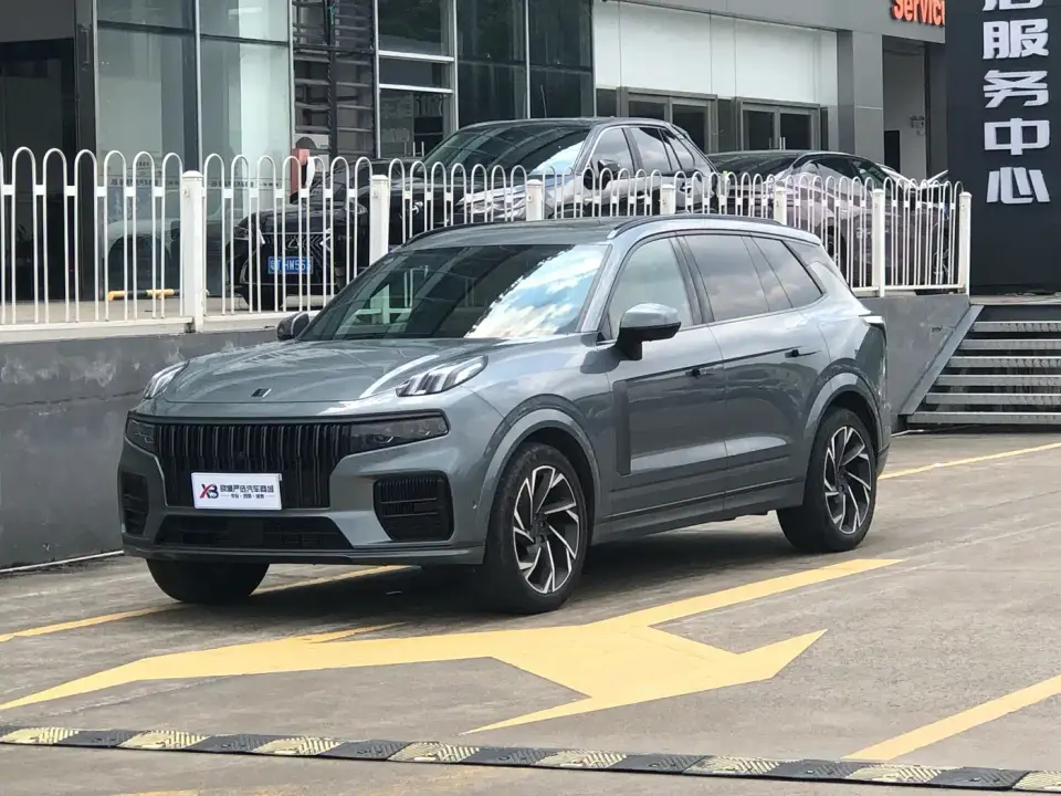 Lynk & Co 09 2.0T Halo 6-Seater 2023