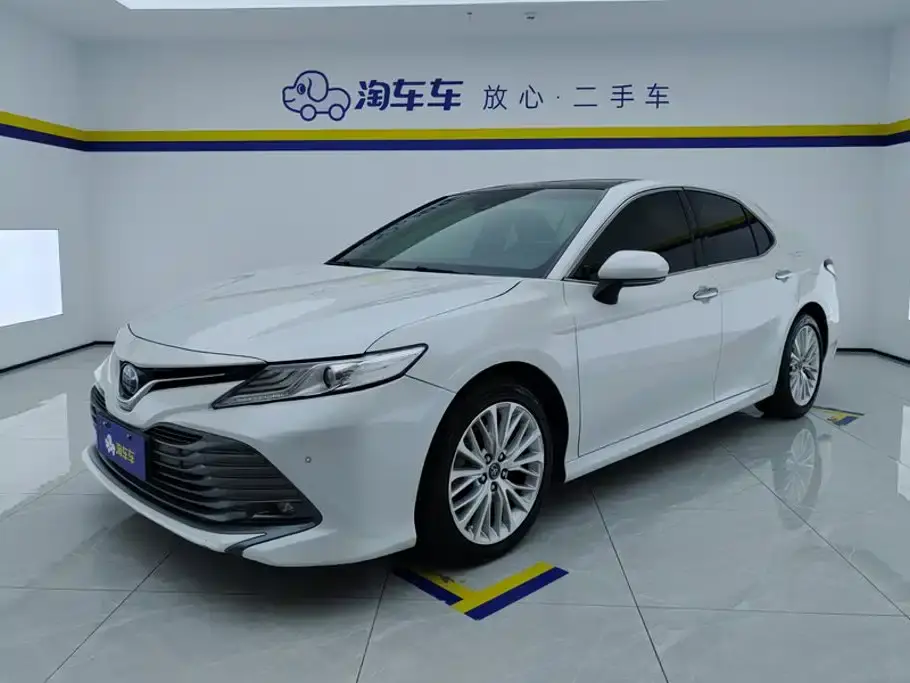 Toyota Camry 2.5G Luxury Edition China VI 2019