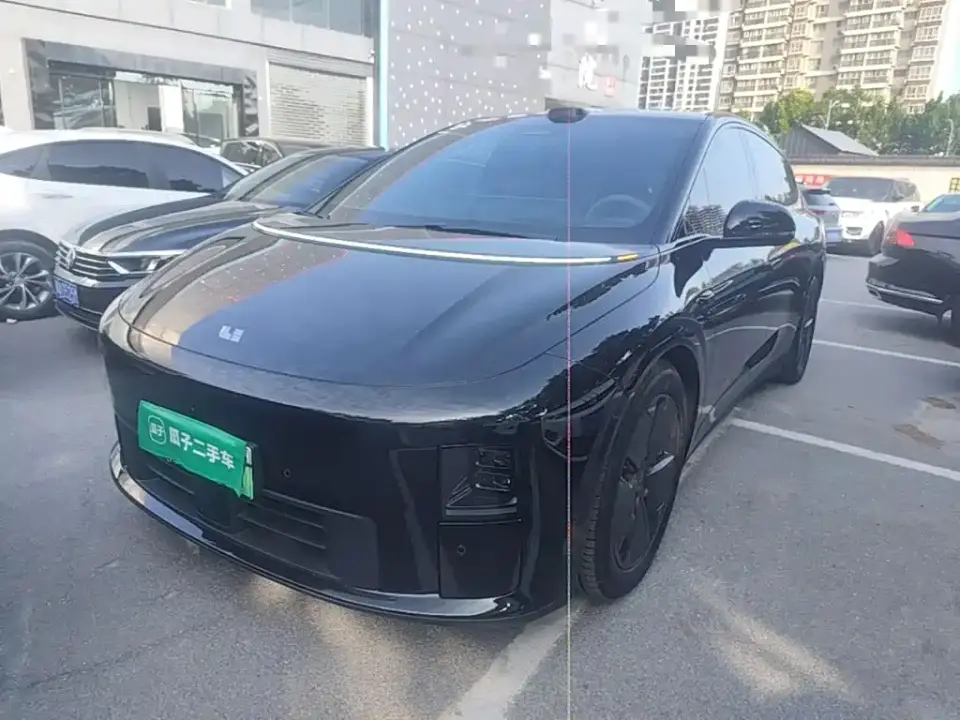 Li Auto i6 2WD Base Model 2026