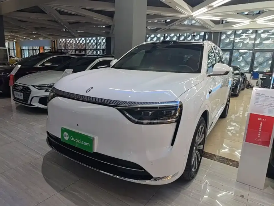 AITO Wenjie AITO M8 Extended Range Max 37kWh 5-Seater 2025