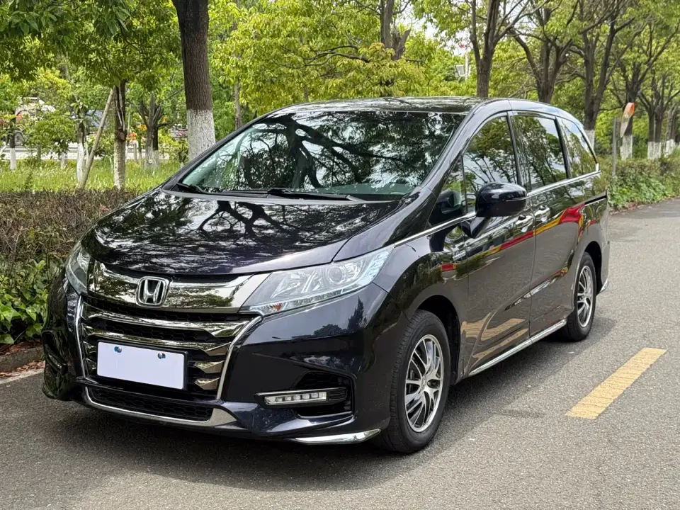 Honda Odyssey 2.0L Sharp Comfort Edition 2021