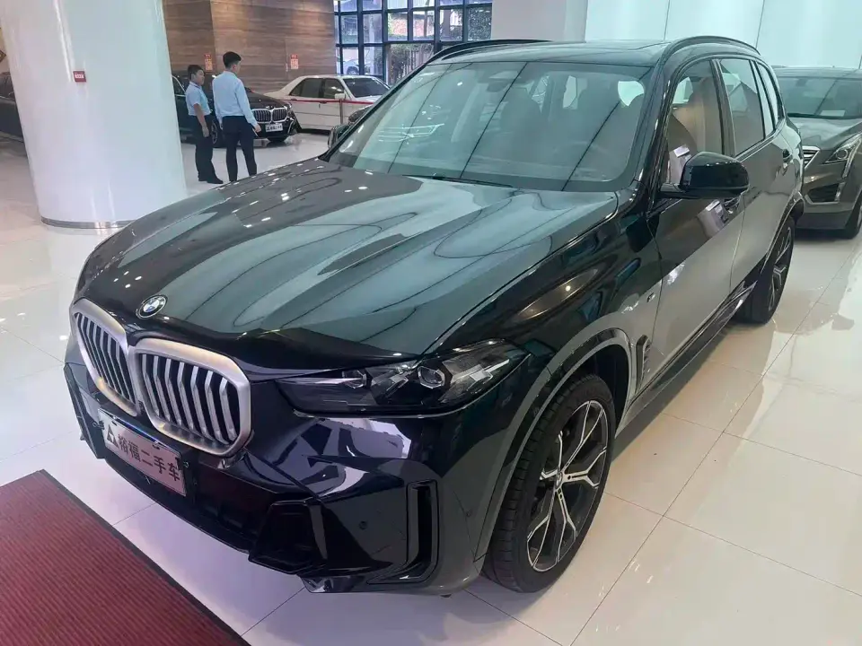 BMW X5 Model xDrive 30Li Exclusive M Sport Blackout Package 2025