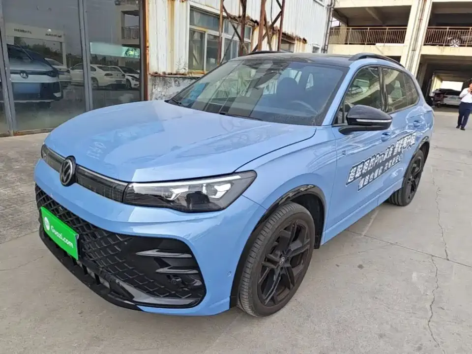 Volkswagen Tiguan L PRO 380TSI 4WD R-Line Smart Premium Edition 2025