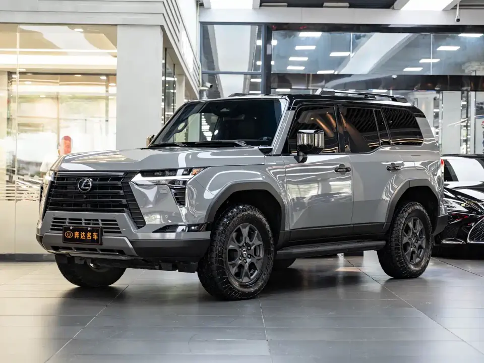 Lexus GX OVERTRAIL Summit Edition 2025