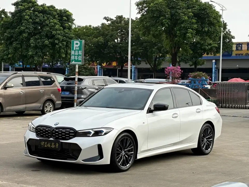 BMW 3 Series 330i M Sport Shadowline Package 2025