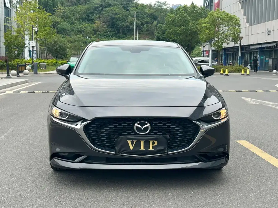 Mazda Mazda3 Axela 2.0L Automatic Quality Shine 2022