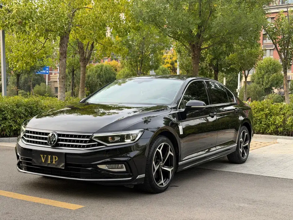 Volkswagen Magotan 2 Million Units Anniversary Edition 330TSI DSG Leading Type 2023