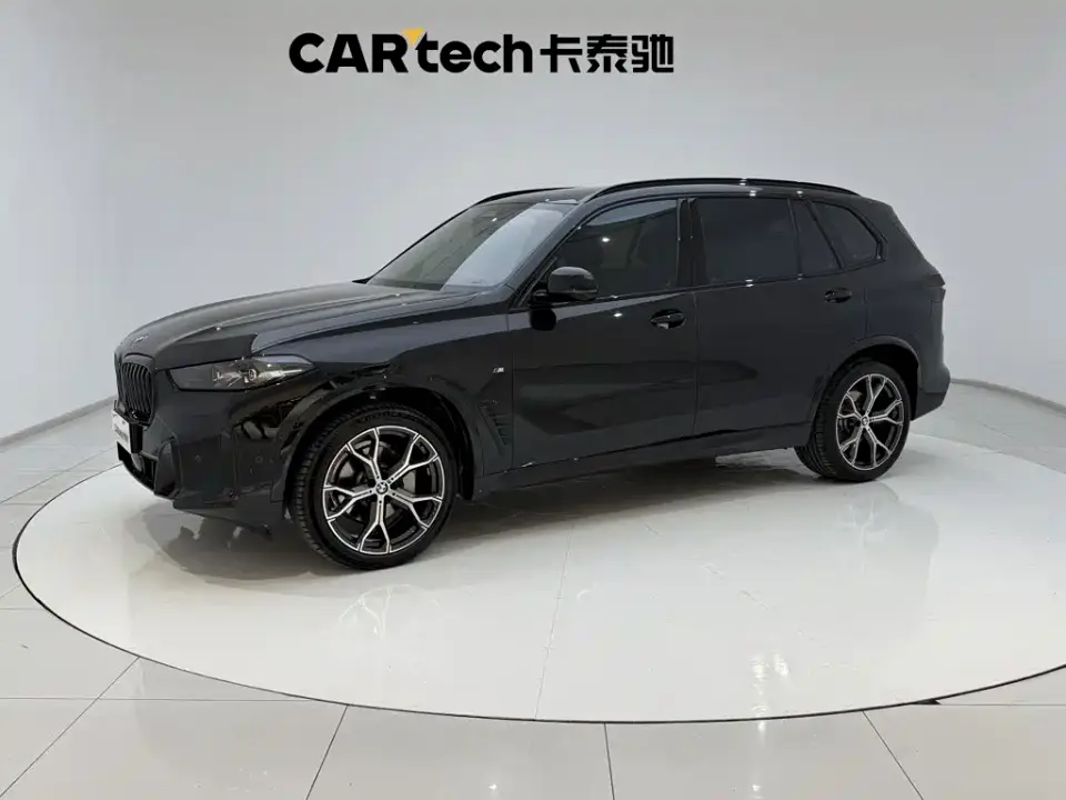 BMW X5 xDrive 30Li Premium M Sport Black Night Package 2024