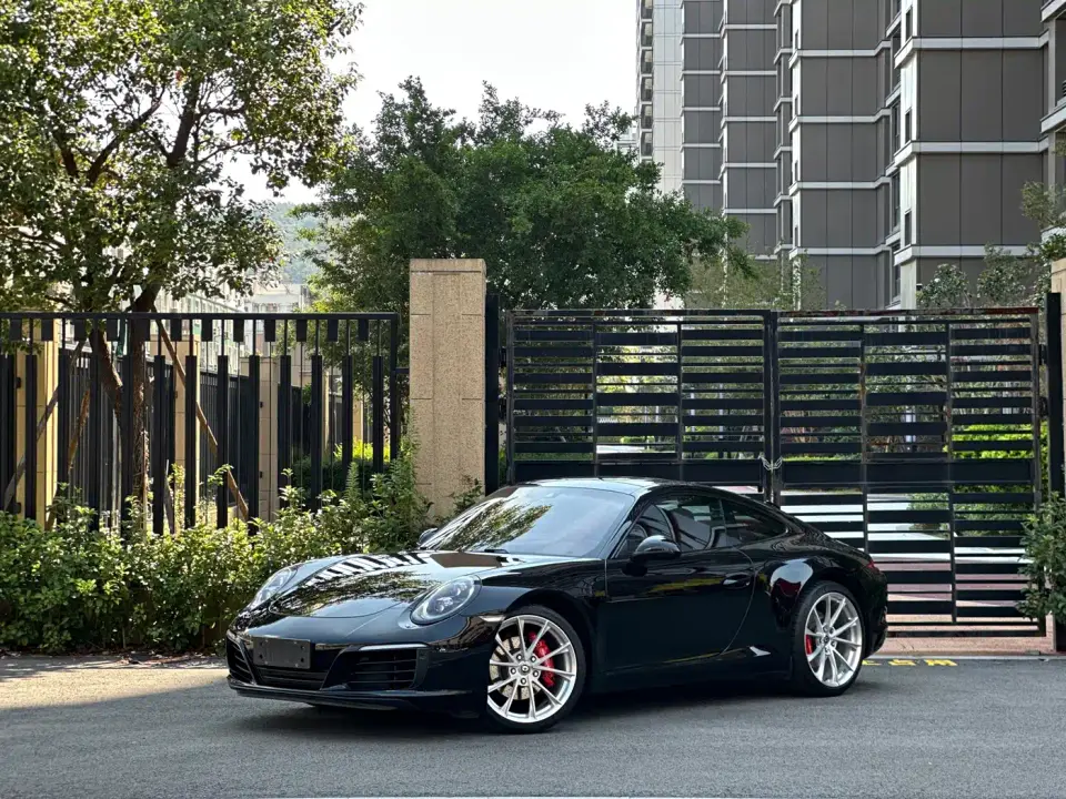 Porsche 911 Carrera 3.0T 2019