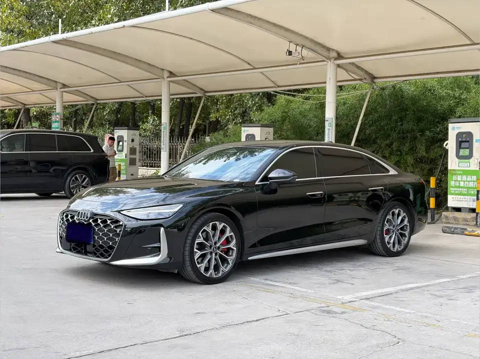 Audi A6L Model 2.0T High Power Sport Edition 2026