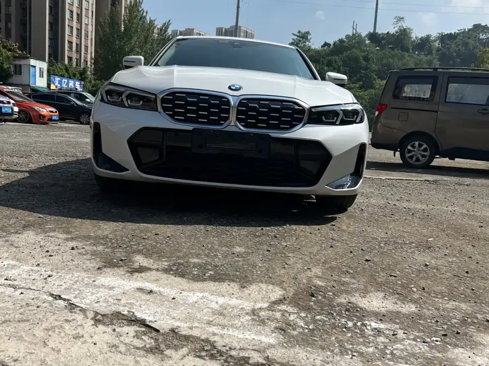 BMW 3 Series 325Li M Sport Package 2024