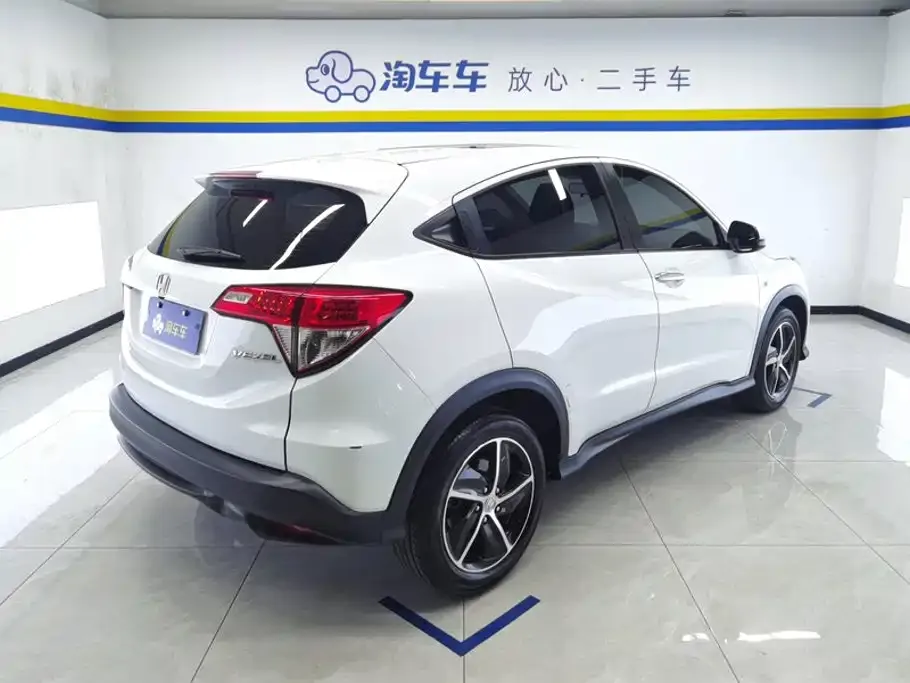 Honda Vezel 1.5L CVT Pioneer 2021 — фото 3