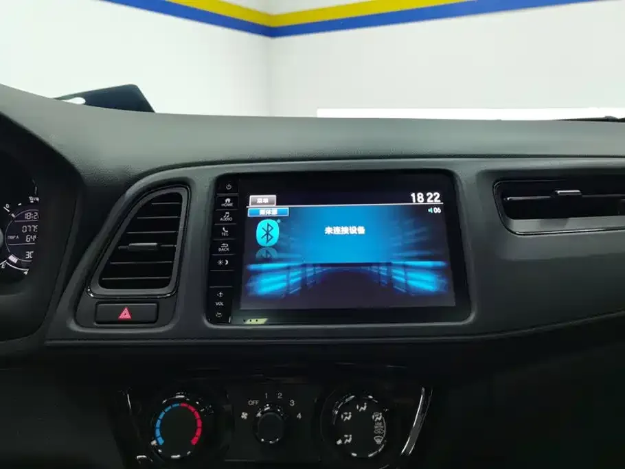 Honda Vezel 1.5L CVT Pioneer 2021 — фото 13